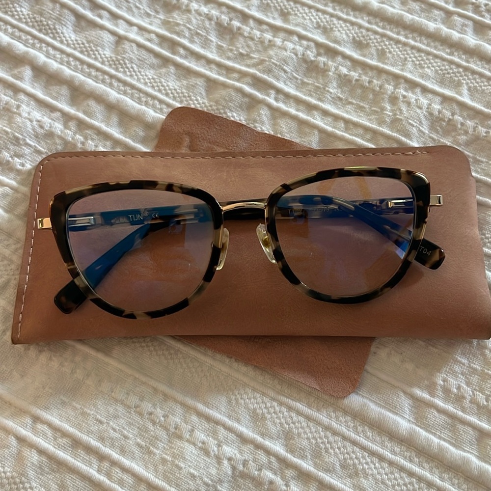 Federica Blue Light Filter Tortoise TIJN Glasses